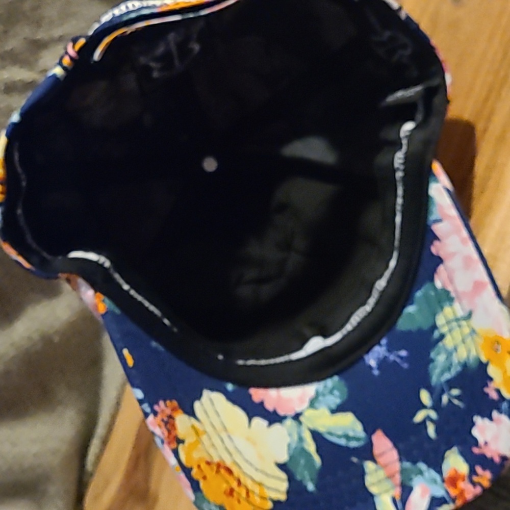 Robin Ruth Floral Cap - Picture 5 of 5